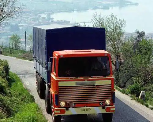 Play Jigsaw Puzzles Scania I Series