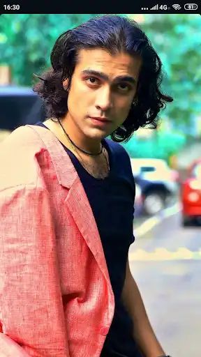 Play Jubin Nautiyal Mp3  and enjoy Jubin Nautiyal Mp3 with UptoPlay