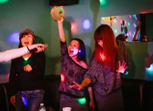 Play APK Karaoke sings free songs  and enjoy Karaoke sings free songs with UptoPlay karaoke.canciones.letrascantar