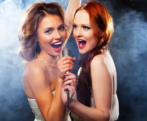 Play karaoke songs  and enjoy karaoke songs with UptoPlay