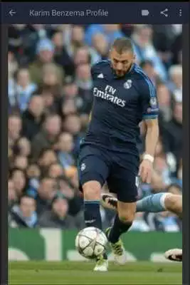 Play Karim Benzema Wallpaper