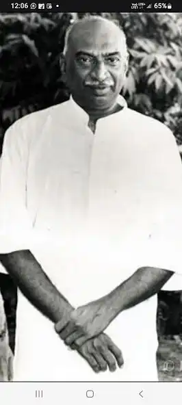 Play Karmaveerar Kamarajar  and enjoy Karmaveerar Kamarajar with UptoPlay