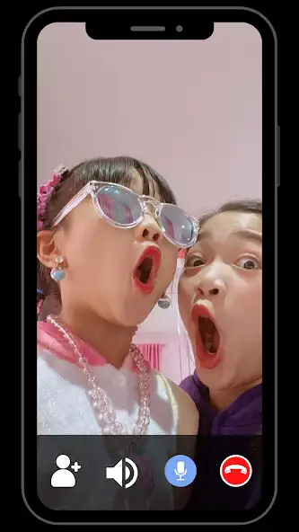 Play Kaycee and Rachel Call Prank as an online game Kaycee and Rachel Call Prank with UptoPlay