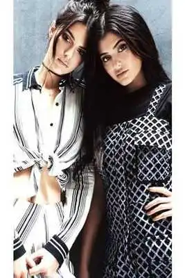 Play Kendall Kylie Jenner Play Kendall Kylie Jenner