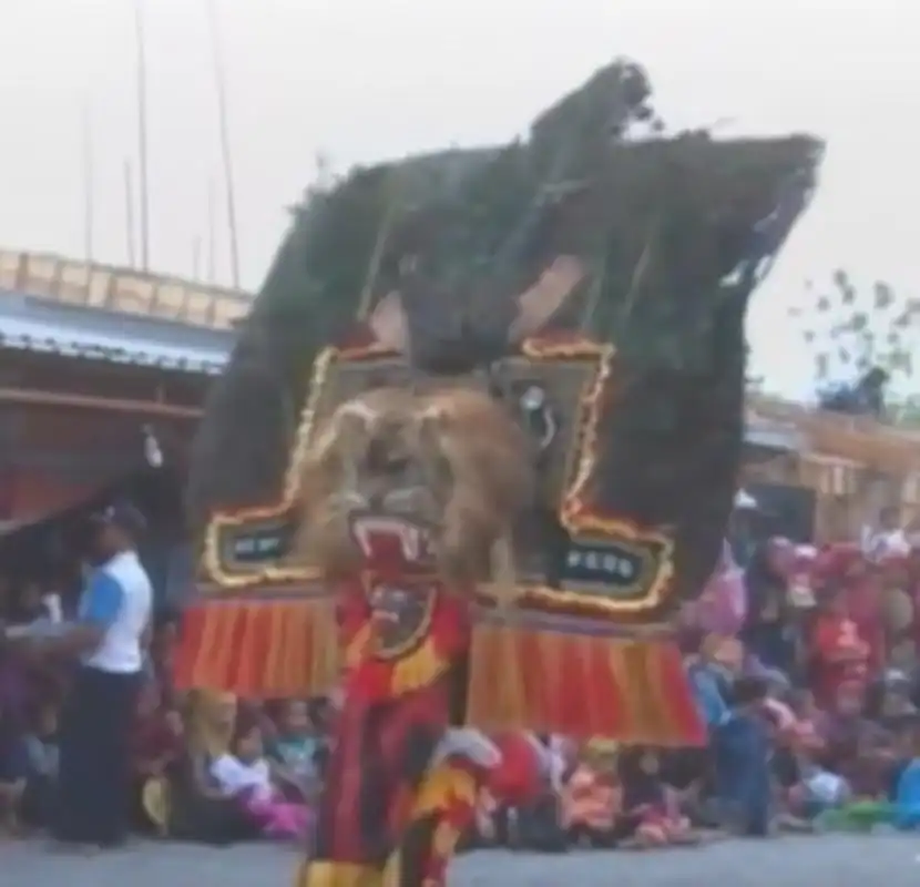 Play Kesenian Reog Ponorogo