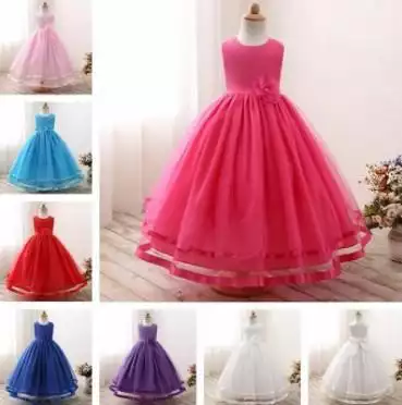 Play Kids Dress Design as an online game Kids Dress Design with UptoPlay