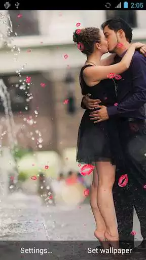 Play Kiss Live Wallpaper