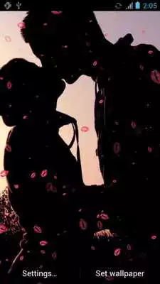 Play Kiss Live Wallpaper