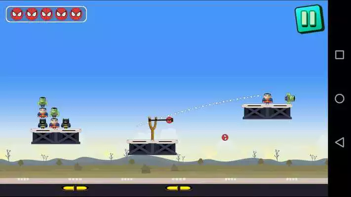 Play Knock Down ! SuperHeroes