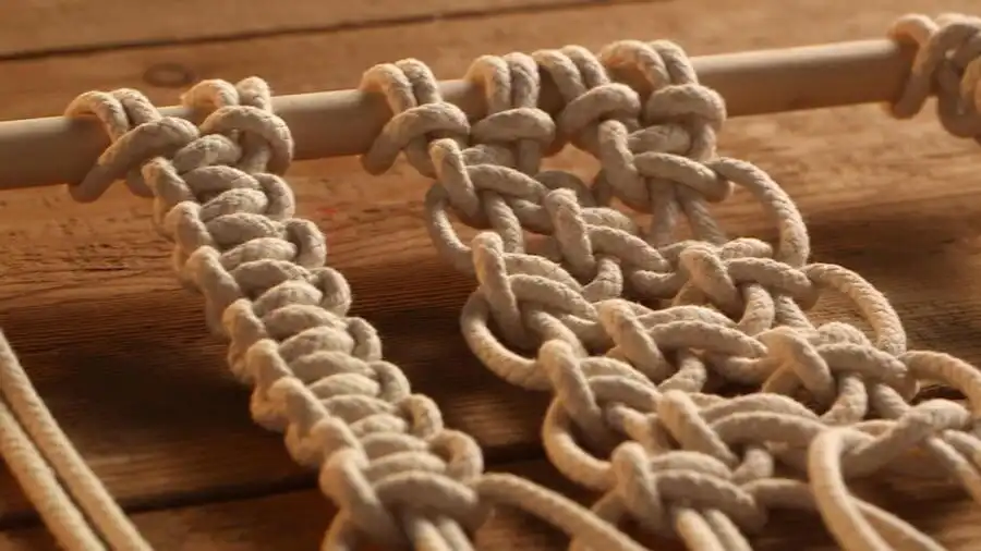 Play Knots guide as an online game Knots guide with UptoPlay