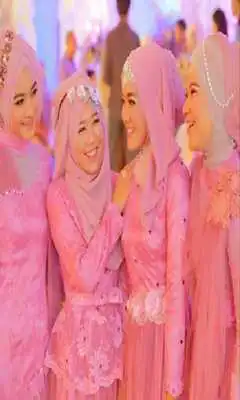 Play Lagu Sholawat Raqqat Aina