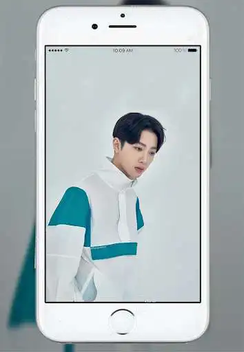 Play Lai Kuan Lin (WANNA ONE) Wallpapers as an online game Lai Kuan Lin (WANNA ONE) Wallpapers with UptoPlay