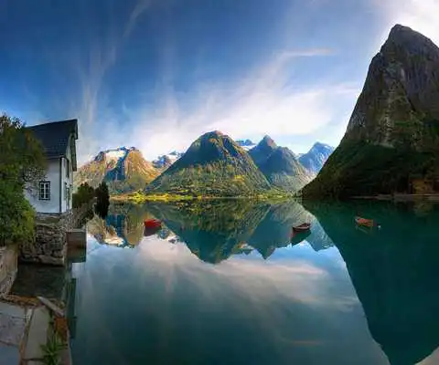 Play Lakes Puzzle Games