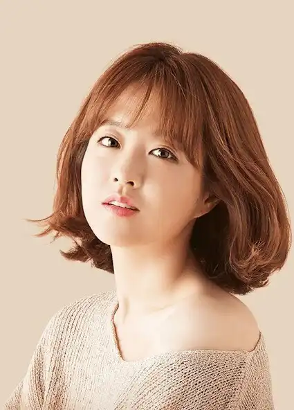 Play Latest Park Bo Young Wallpapers HD as an online game Latest Park Bo Young Wallpapers HD with UptoPlay