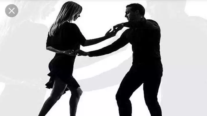 Play Learn to dance for free.