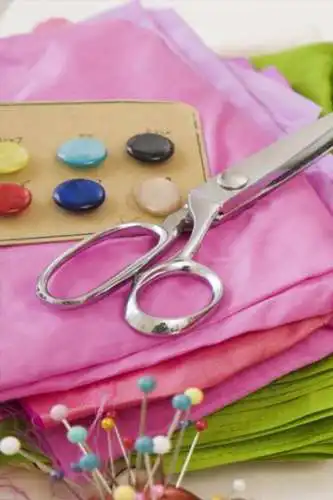 Play Learn to sew  and enjoy Learn to sew with UptoPlay
