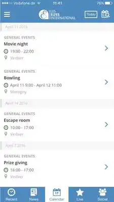 Play Les Elfes Camps