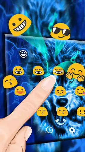 Play Lightning Wolf Keyboard Theme