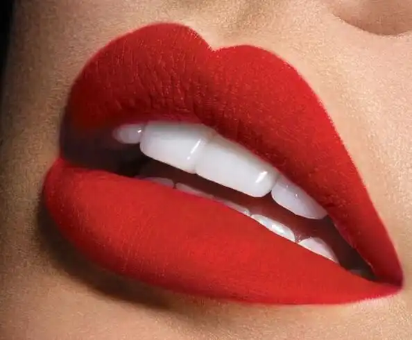 Play Lipstick as an online game Lipstick with UptoPlay