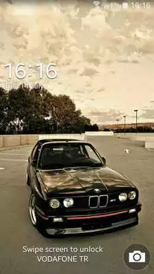 Play M3 E30 Wallpapers