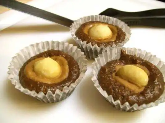 Play Macademia Nut Wallpapers