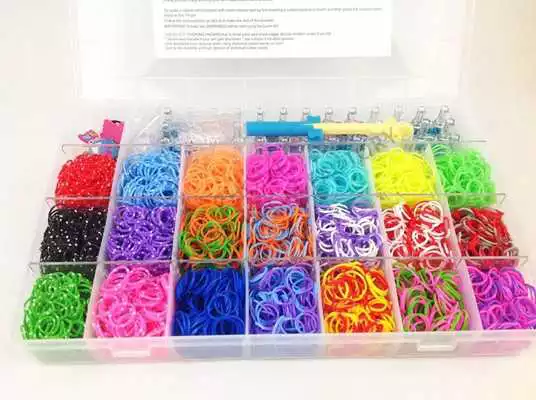 Play Make Loom Band Bracelets