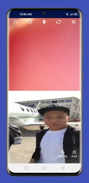 Play Mbappe fake video call: prank as an online game Mbappe fake video call: prank with UptoPlay