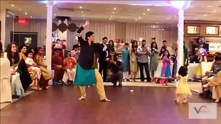 Play Mehndi Dance Videos 2017