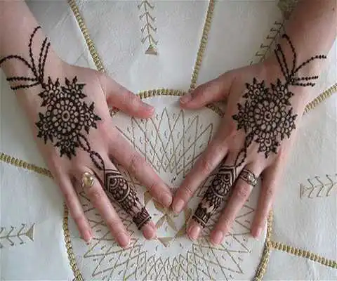 Play Mehndi Designs Ideas