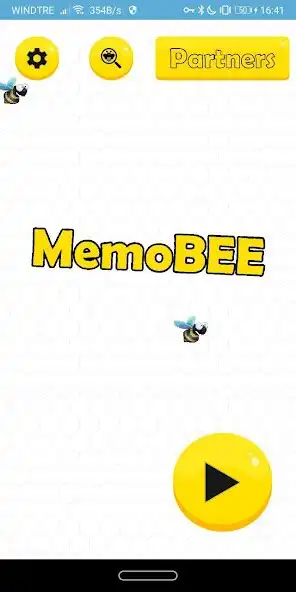 Play MemoBEE  and enjoy MemoBEE with UptoPlay