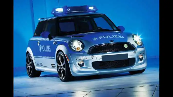 Play Mini. Cooper. Smart Wallpapers