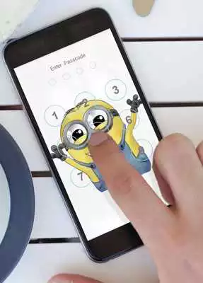 Play Minions Lock Screen