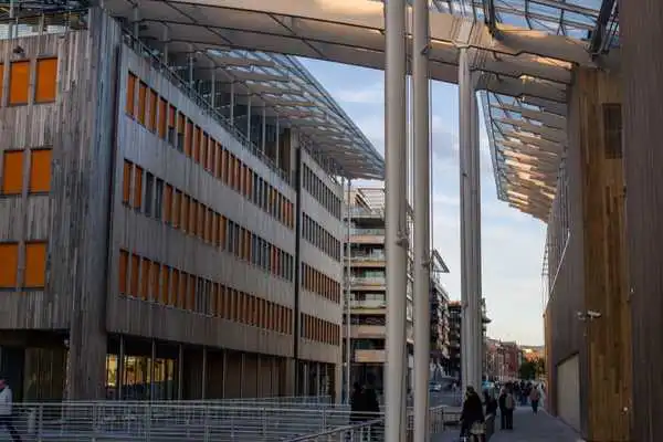 Play Modern Art Wallpapers - HD