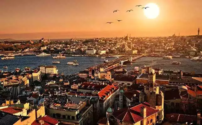 Play Modern Cities Puzzle