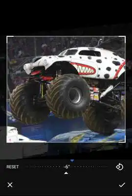 Play Monster trucks HD Wallpapers