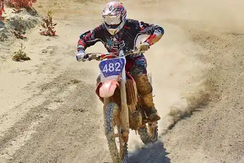 Play APK Motocross Racing Wallpaper  and enjoy Motocross Racing Wallpaper with UptoPlay com.qanjerumbi.BikeRace.Bike.MountainBike.DirtBike.MotocrossRacingWallpaper