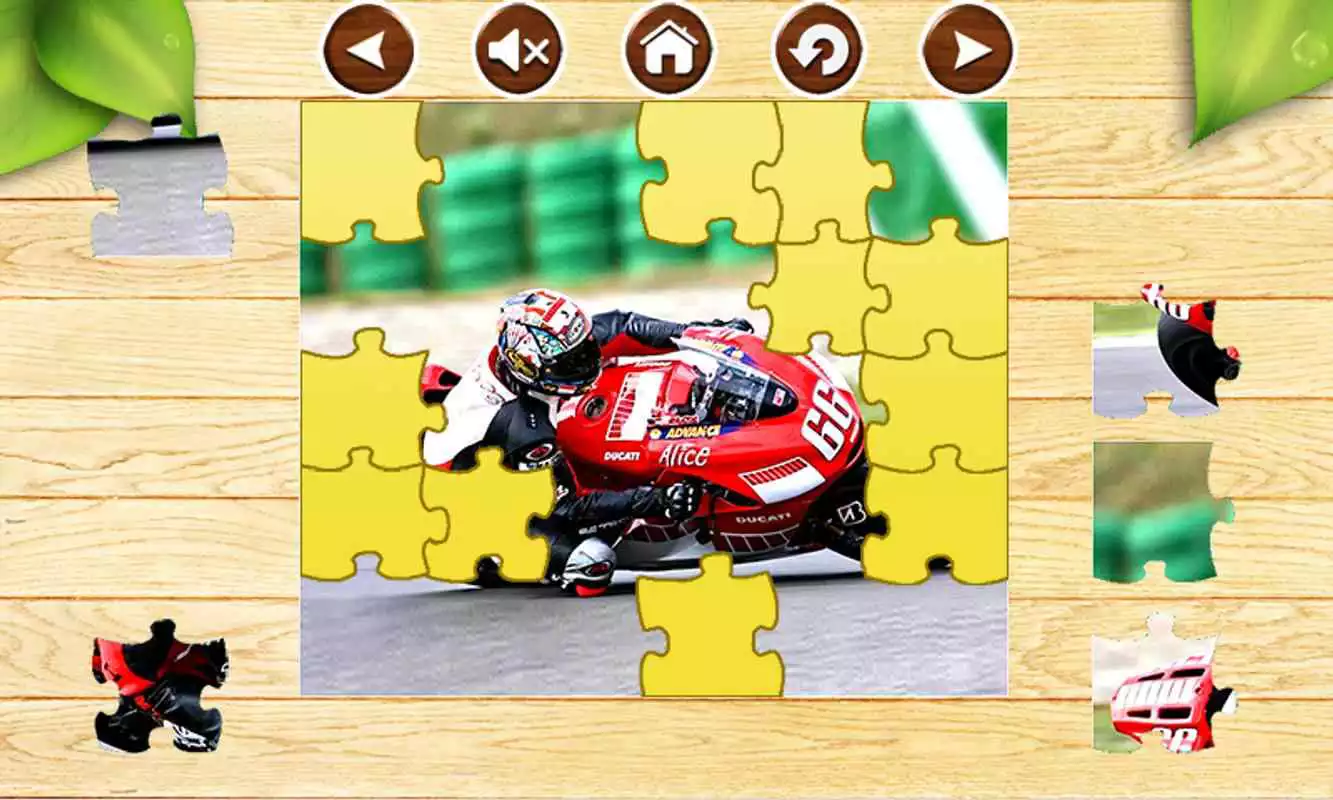 Play Motorcycle Jigsaw Puzzles