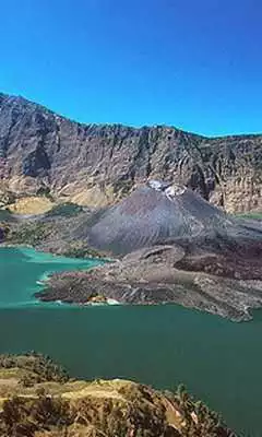 Play Mount Rinjani Wallpapers