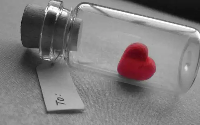 Play Mysterious drift bottles Play Mysterious drift bottles