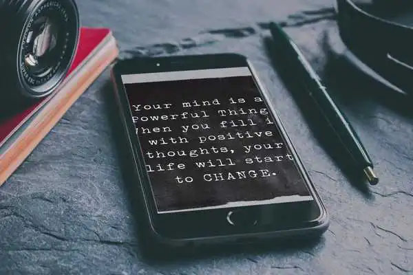 Play NEVER GIVE UP QUOTES and NEVER GIVE UP WALLPAPERS