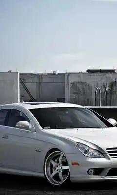 Play New Wallpapers Mercedes Benz
