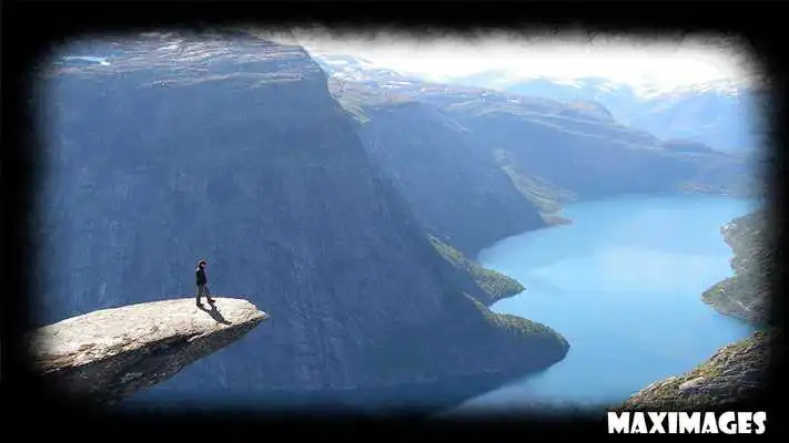 Play Norway Wallpaper