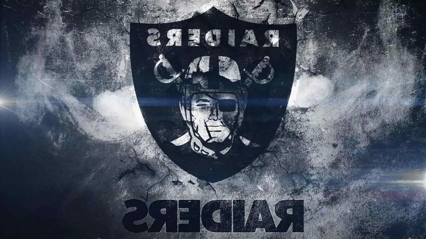 Play Oakland Raiders Wallpaper
