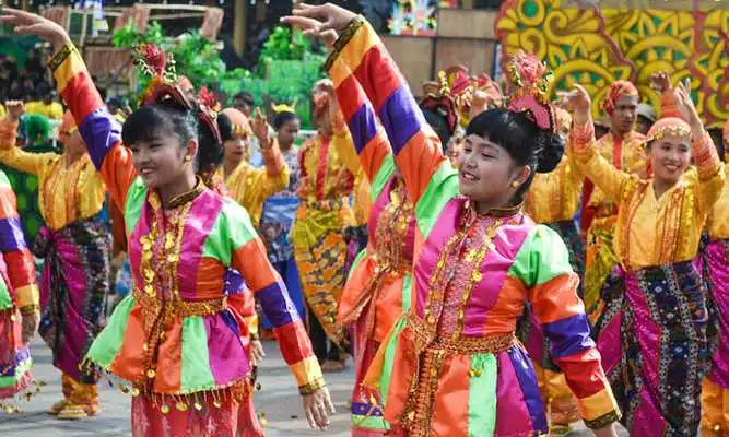 Play Old Filipino Songs