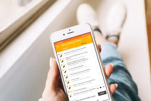 Play Old Gramophone Music from Ceylon  and enjoy Old Gramophone Music from Ceylon with UptoPlay