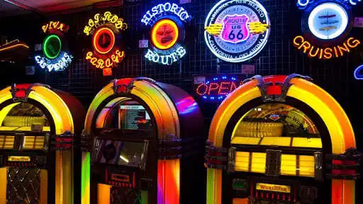 Play Oldies music  and enjoy Oldies music with UptoPlay