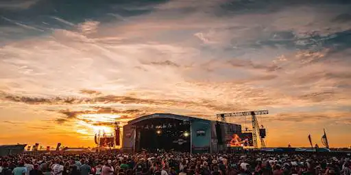 Play opple topple fest 2021 - opple topple festival as an online game opple topple fest 2021 - opple topple festival with UptoPlay
