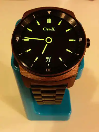 Play APK Ora-X Classikus White  and enjoy Ora-X Classikus White with UptoPlay cris.wmwatch.OraXClassikusWhite.analog
