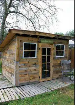 Play pallet wood furniture