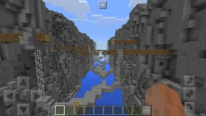 Play Parkour Runner MCPE map